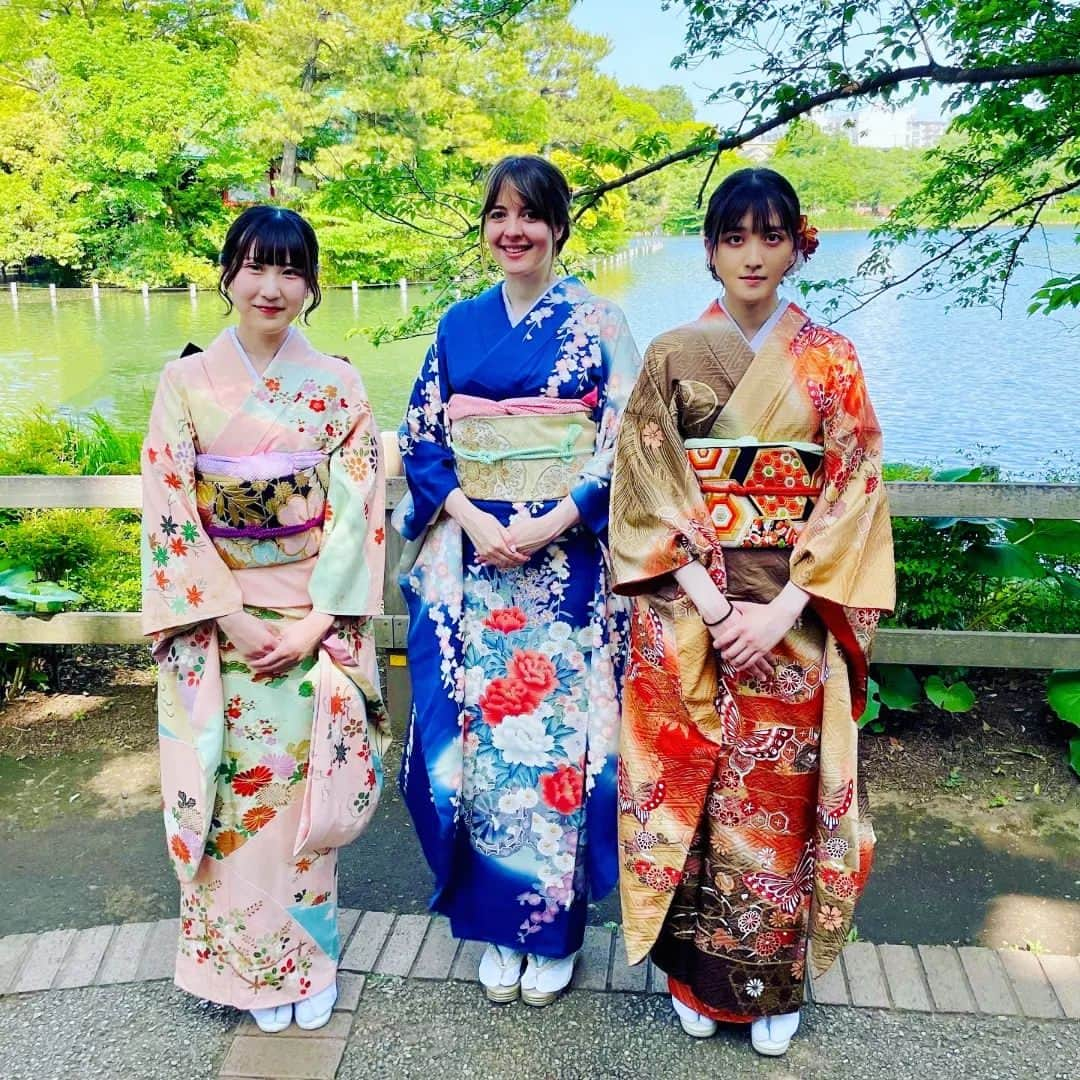 日本工学院さんのインスタグラム写真 - (日本工学院Instagram)「野外音楽コンサートに、声優・演劇科の学生がMCとして出演しました💁‍ . 当日は天候にも恵まれ、美しくライトアップされた園内。 . 幻想的な世界の中で、貴重な体験ができました✌ . . 「#日本工学院」をチェック！！ 学生が投稿したリアルな日常風景を見ることができますよ！ . . #nihonkogakuin #専門学校 #日本工学院八王子専門学校 #日本工学院専門学校 #教職員投稿写真 #声優演劇科 #声優コース #若きつくりびと #芝居 #演劇 #舞台 #ミュージカル #劇団 #お芝居 #演技 #演劇好き #芝居好き #演技が好き #アオハル #あおはる #声優 #役者 #俳優 #女優 #舞台女優 #役者志望 #声優志望 #声優の卵」5月26日 12時04分 - nihonkogakuin