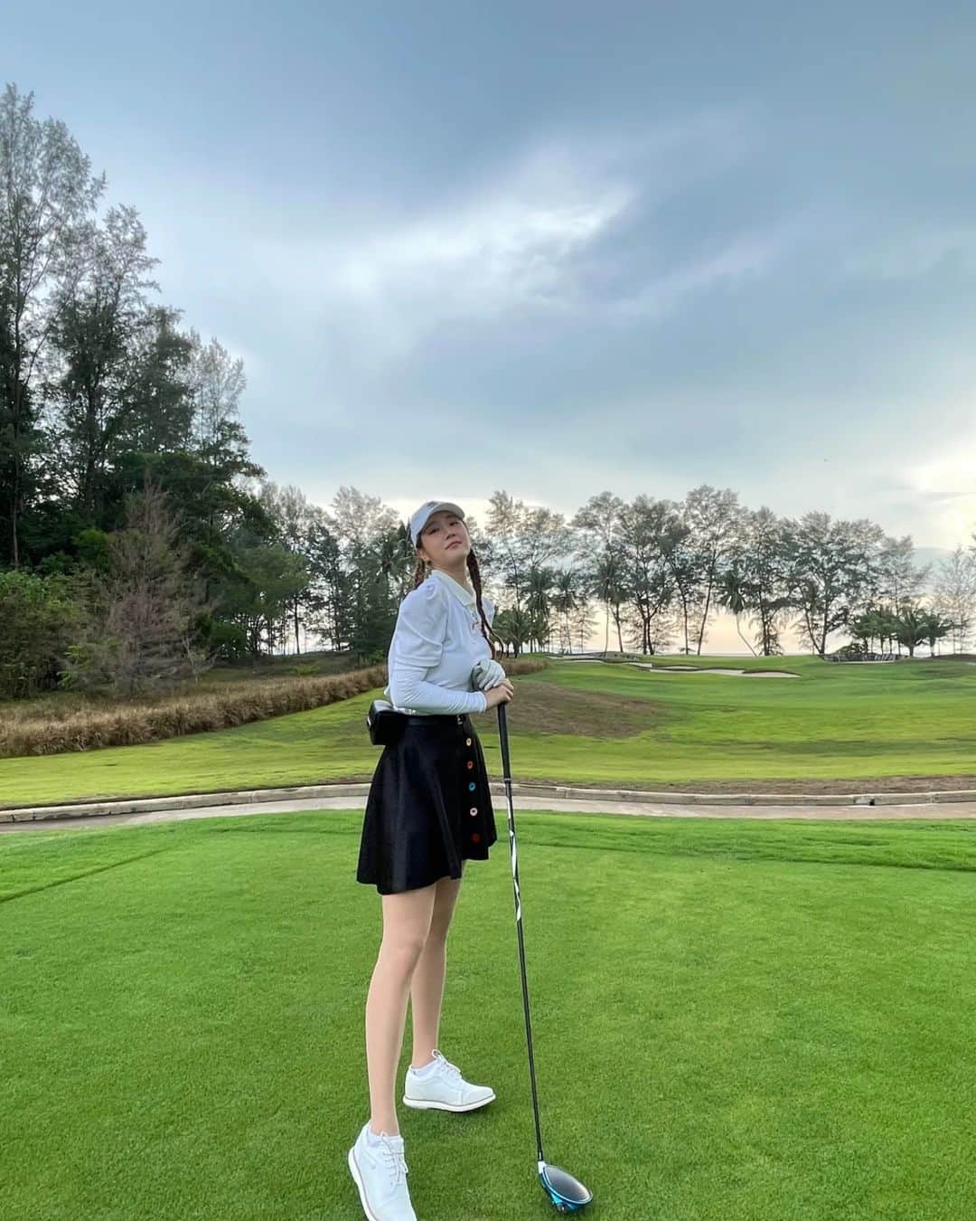 のインスタグラム：「너무 좋았던 내  첫 라베 #Aquella Golf & Country Club」