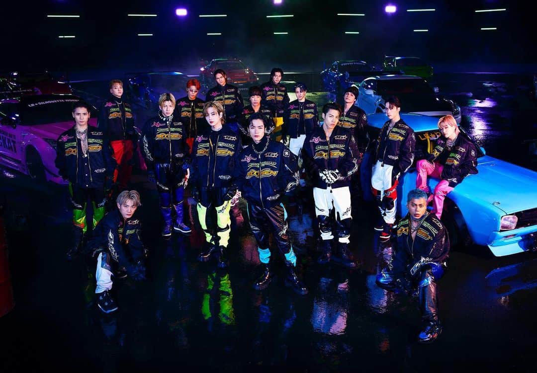 月刊EXILEのインスタグラム：「EXILE TRIBE MAGAZINEを更新！  EXILE TRIBE MAGAZINEにて、5月27日からライヴツアー『THE RAMPAGE LIVE TOUR 2023 "16"』をスタートするTHE RAMPAGEの記事を公開✨ 開幕を目前に控えて、メンバーからライヴに向けた熱いメッセージが到着🔥リハーサルの写真とともにお届けします📸  #EXILETRIBEMAGAZINE #THERAMPAGE #16  ※記事は会員登録なしでもご覧いただけます。」