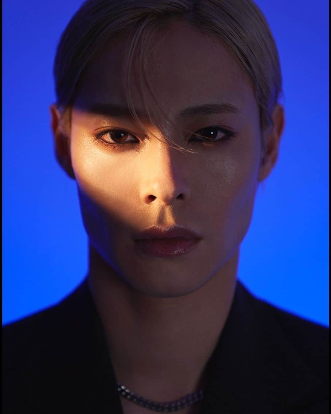 宇野結也のインスタグラム：「. イヤホン変えたら好みの音すぎて、 QOLブチ上がり案件  写真と文章のミスマッチ感すごい。」