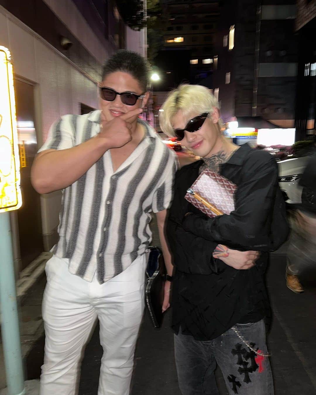 のインスタグラム：「Last Night🥂」