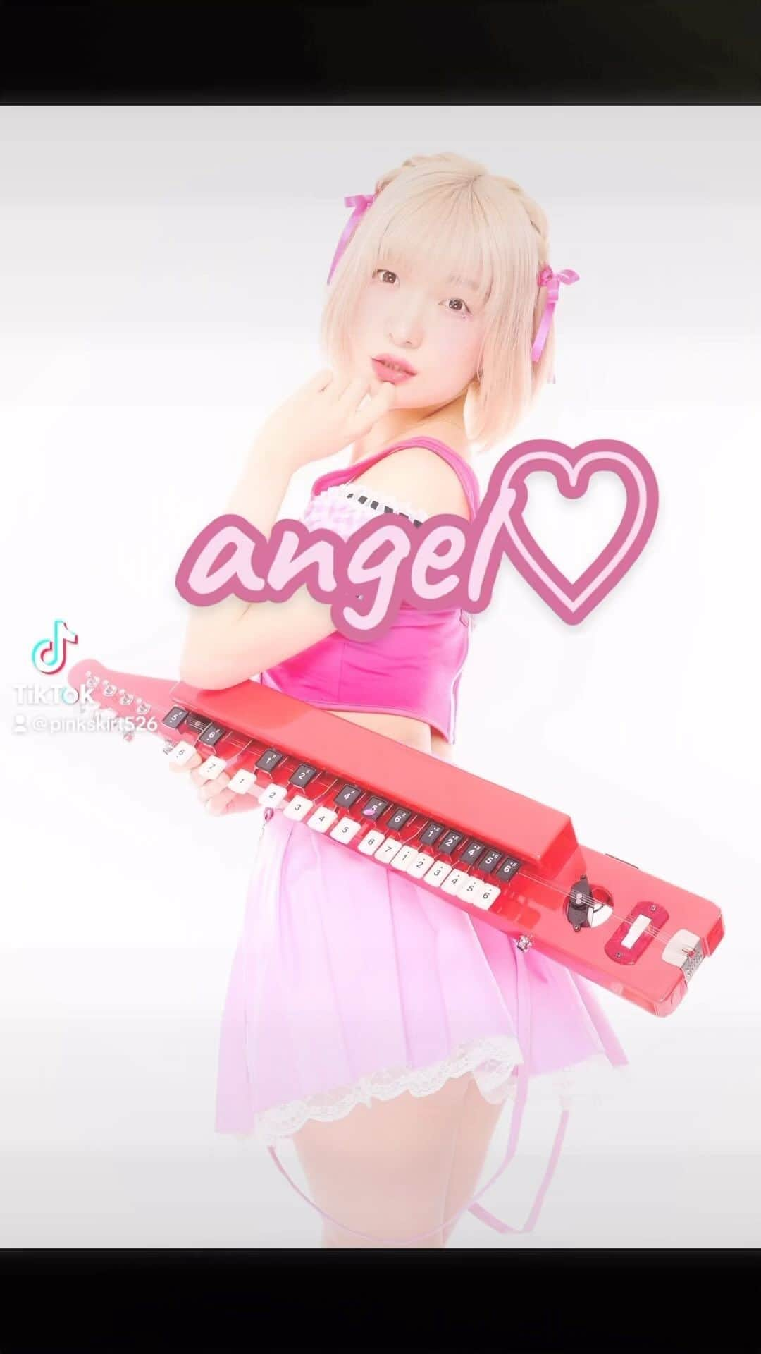 宮崎寿々佳のインスタグラム：「ピンクスカートオリジナル曲 【angel】👼  Instagramに音源début㊗️🎉しました💓  『この世界にあなたがいることが好き』  あなたが生きてるだけでそれでいい。そんなピュアな純愛ソング。  私と出会ってくれて、産まれてくれてありがとう。💐💓  ぜひ音源使ってね💓  #ピンクスカート #宮崎寿々佳 #純愛ソング #ピュアなラブソング #lovesong #恋愛ソング #恋愛ソングの歌姫 #歌姫 #令和琴 #歌詞動画作ってみた #歌詞動画」