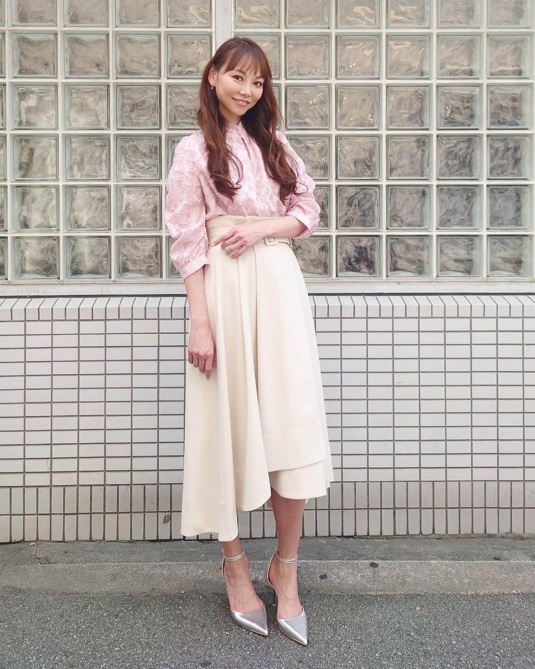 上野水香さんのインスタグラム写真 - (上野水香Instagram)「今日は大阪で収録📺でした。  めっちゃ笑った。😂  そして、 あっと言う間にトンボ帰り。笑」5月26日 14時58分 - mizukaueno