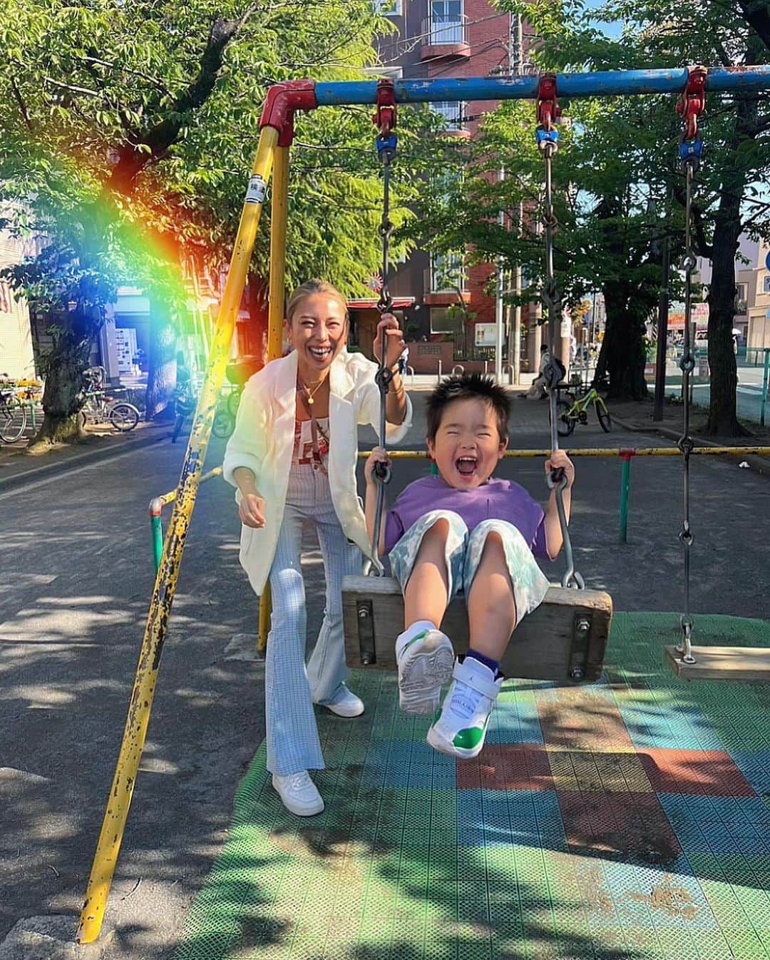 角田麻央さんのインスタグラム写真 - (角田麻央Instagram)「🌈 アンパンマンミュージアムに行きたいと 言われて念願のアンパンマンミュージアム🩵 アンパンマンともっと遊びたいと 駄々こねられたのでいつもの公園w 3枚目、確実にお母さんのが楽しそうだね笑笑 それでもまた行きたいのがアンパンマンミュージアム💜 とりあえずアンパンマン強しアンパンマン最高🤣🙏🏽🩷 #アンパンマン #アンパンマンミュージアム #2歳11ヶ月  #いっしょにわらうといっぱいたのしい #ママライフ #風船の値段 #アンパンマン強し #誕生日プレゼントね笑」5月26日 15時06分 - maotsunoda888