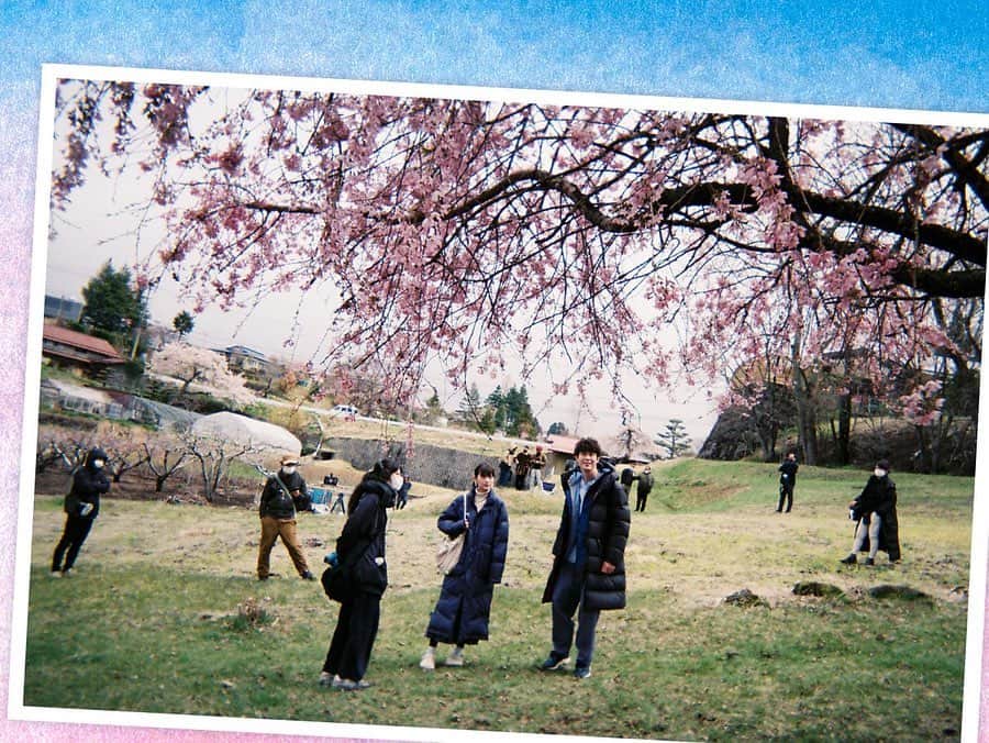 小西桜子さんのインスタグラム写真 - (小西桜子Instagram)「はざまに生きる、春 本日より公開です。 ぜひ、劇場で会えますように。 よろしくお願いします 🌸」5月26日 16時33分 - sakurako_kns