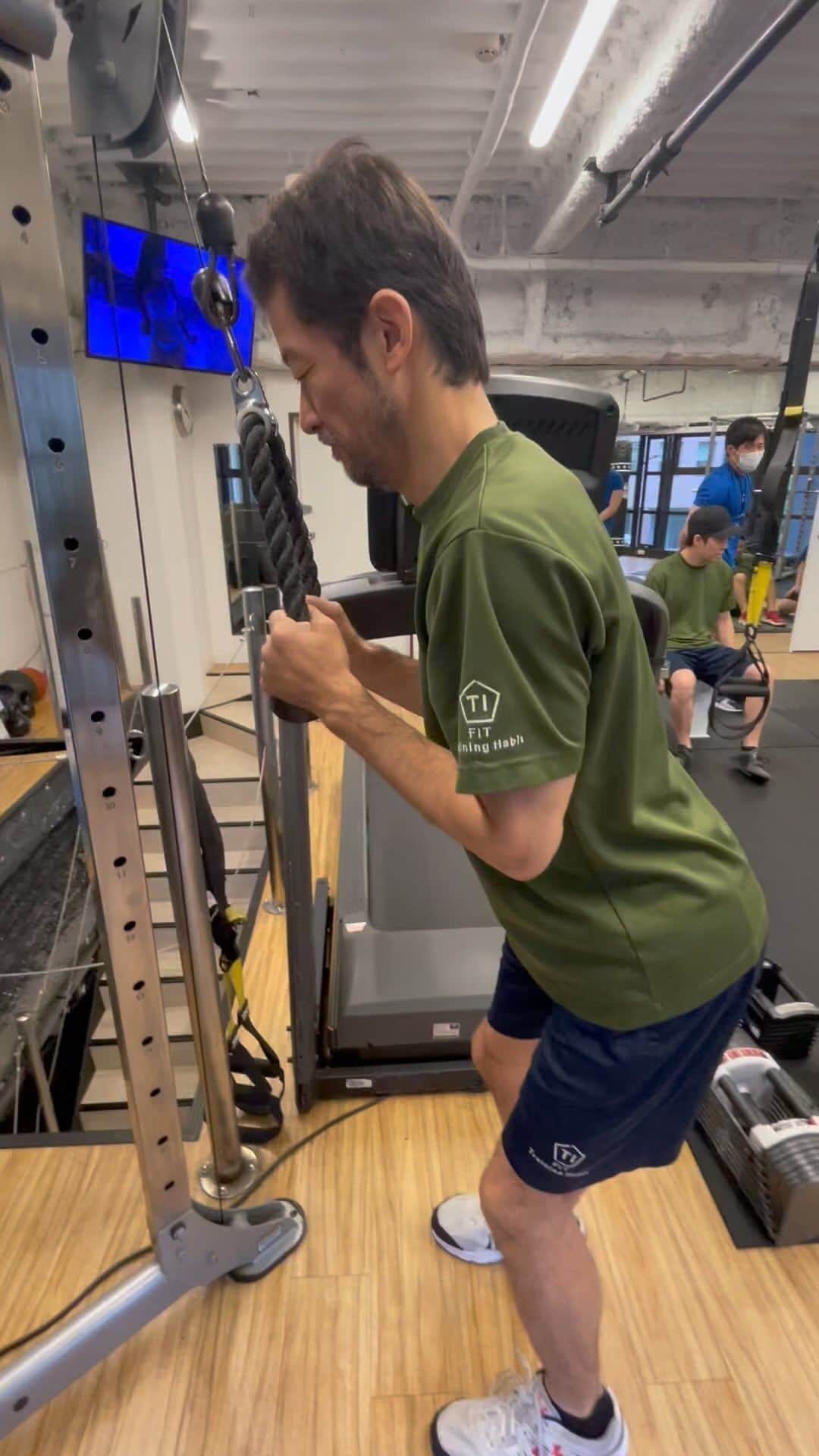 浅野忠信のインスタグラム：「腕がパンパン🕺🔥」