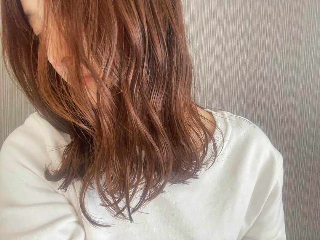 佐藤佳奈さんのインスタグラム写真 - (佐藤佳奈Instagram)「ひさびさに15センチ以上ばっさり✂️すっきり！」5月26日 17時46分 - kana_sato_sakana