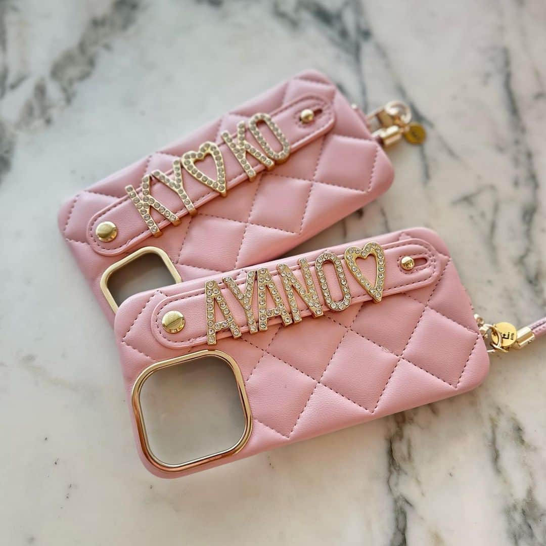 福王寺彩野のインスタグラム：「New iPhone case💝 おそろいでget🫶✨ @eito._official  #iphoneケース #iphonecase」