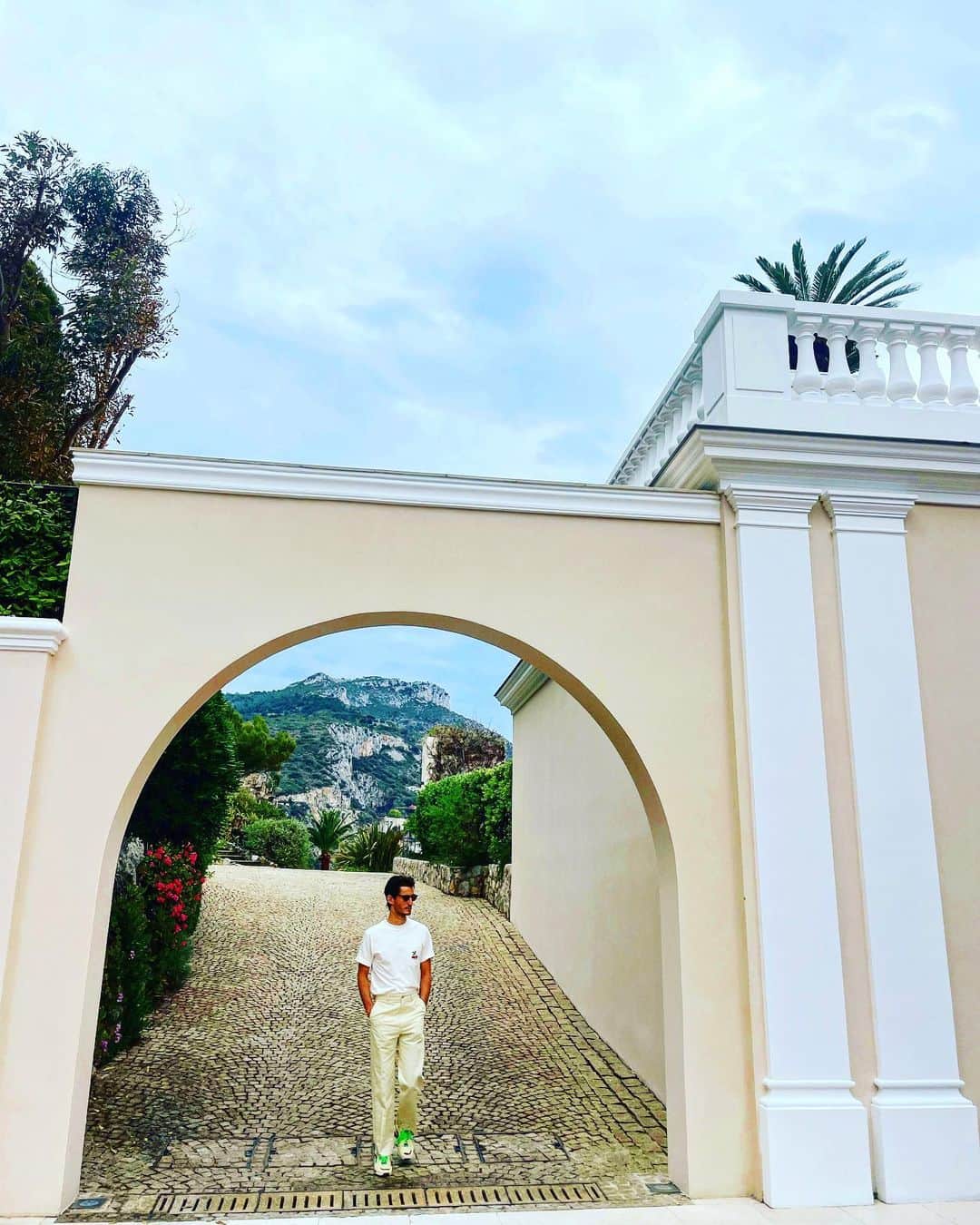 ピエール・ニネのインスタグラム：「Photo dump from the 🇫🇷 riviera  📸 by @natashaandrewshello」