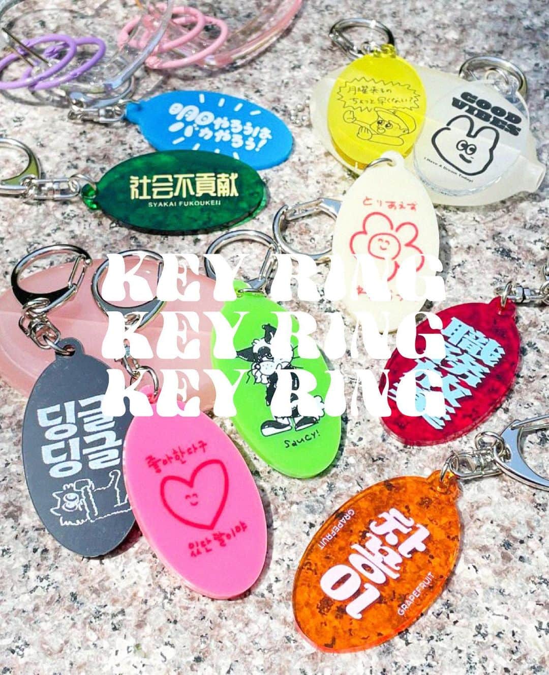 スピンズのインスタグラム：「何個でも欲しい!!キーリング特集💗 ⁡ ︎✿オリジナルキーホルダー/SpinnsPrinting ￥770 tax in ︎✿オリジナルプリント灰皿キーホルダー ￥1,100 tax in ︎✿(What it isNt)ART BY MARKGONZALESコインケース ￥1,100 tax in ⁡ 今回ご紹介したアイテムは 全国の𝗦𝗣𝗜𝗡𝗡𝗦店舗 𝗼𝗿 𝗦𝗣𝗜𝗡𝗡𝗦 𝗪𝗘𝗕 𝗦𝗧𝗢𝗥𝗘 にて購入できるので是非チェックしてね✍🏻✨ ⁡ #𝗦𝗣𝗜𝗡𝗡𝗦 #スピンズ #夏服コーデ #夏コーデ #コインケース #キーホルダー #キーリング #リュックのココ #リュックキーホルダー」