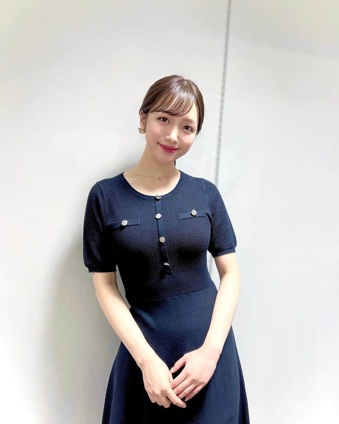 刈川くるみさんのインスタグラム写真 - (刈川くるみInstagram)「こんばんは🌛  今週も一週間お疲れ様でした✨ さて、皆さん休日は何しますか？🌱  エブリ衣装 @index.official_   今週もnews every.ご覧いただき ありがとうございました😊  #newsevery #日テレ #centforce #セントフォース #刈川くるみ #衣装 #オフィスカジュアル #アナウンサー #コーデ」5月26日 19時38分 - kurumi_karikawa