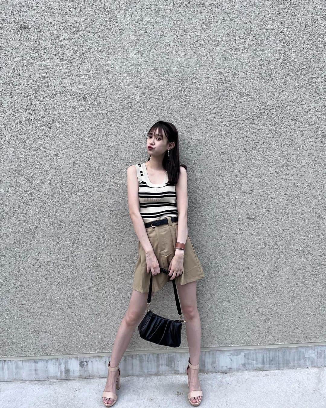 中野妃菜のインスタグラム：「可愛いコーデたくさん組んだよ♡ クーポン使うと6/30まで、5,999円まで15%OFF 6,000円以上は20%OFFになります！ ▶ 「hinann」　使ってね♡  今回紹介したアイテムの商品コードも載せておきます☺ 11503112/10733004/13954776/3284785/11325189/11736883/12271614/14215301/9412512/2992739/14150604/9850896/6758992/11069854/13798703/10499470/13764301/14351988/12903231/10909280  #SHEINforAll」