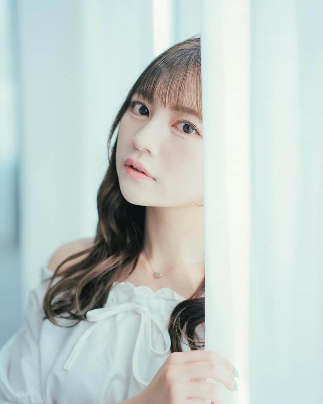 廣川奈々聖さんのインスタグラム写真 - (廣川奈々聖Instagram)「撮ってもらいました 🐇🤍🏹 ⁡ ⁡ Photo by @shimom_camera  ⁡ ⁡ ⁡ ⁡#作品撮り #透明感のある世界  #portraitphotography」5月26日 20時08分 - nanaseven7_u_u