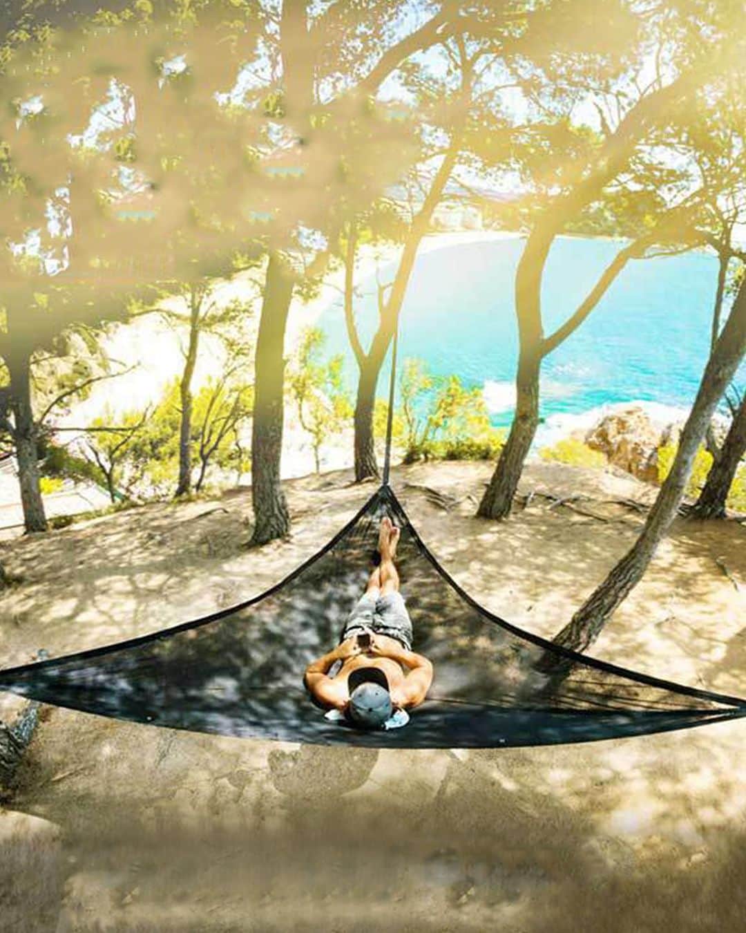 SHEINさんのインスタグラム写真 - (SHEINInstagram)「We're taking "chill hangs" literally 🌞 Unwind from the grind and swing into summer with hammocks made for lazy days lounging in pure bliss 😴💫 Which one is your idea of a perfect relaxation station? 👇  🔎13884759 15730701 15730687  #saveinstyle #SHEIN #SHEINhome」5月26日 20時30分 - sheinofficial