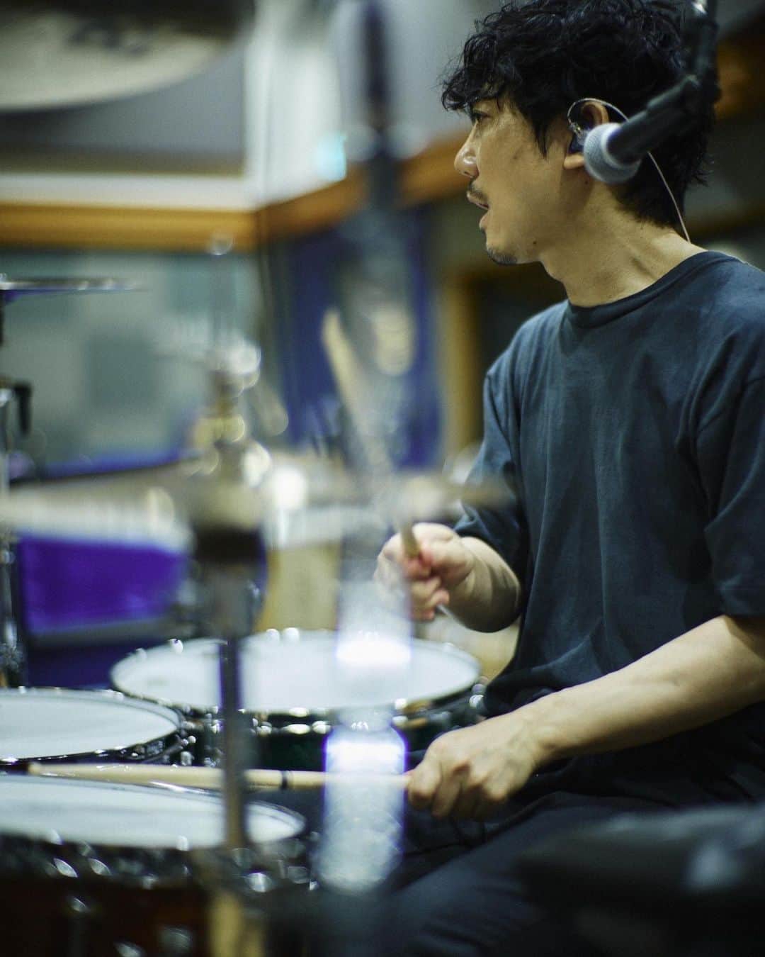 BUMP OF CHICKENのインスタグラム：「BUMP OF CHICKEN TOUR 2023 be there Rehearsal  Photo by @yoshiharuota  #bethere」