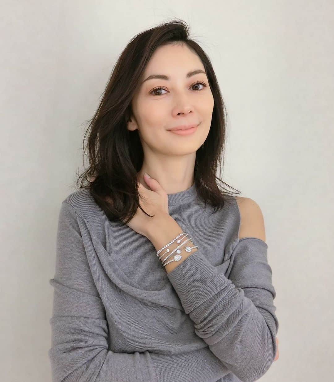 伊東美咲のインスタグラム：「マネージャーより。  Happy Birthday🎉」
