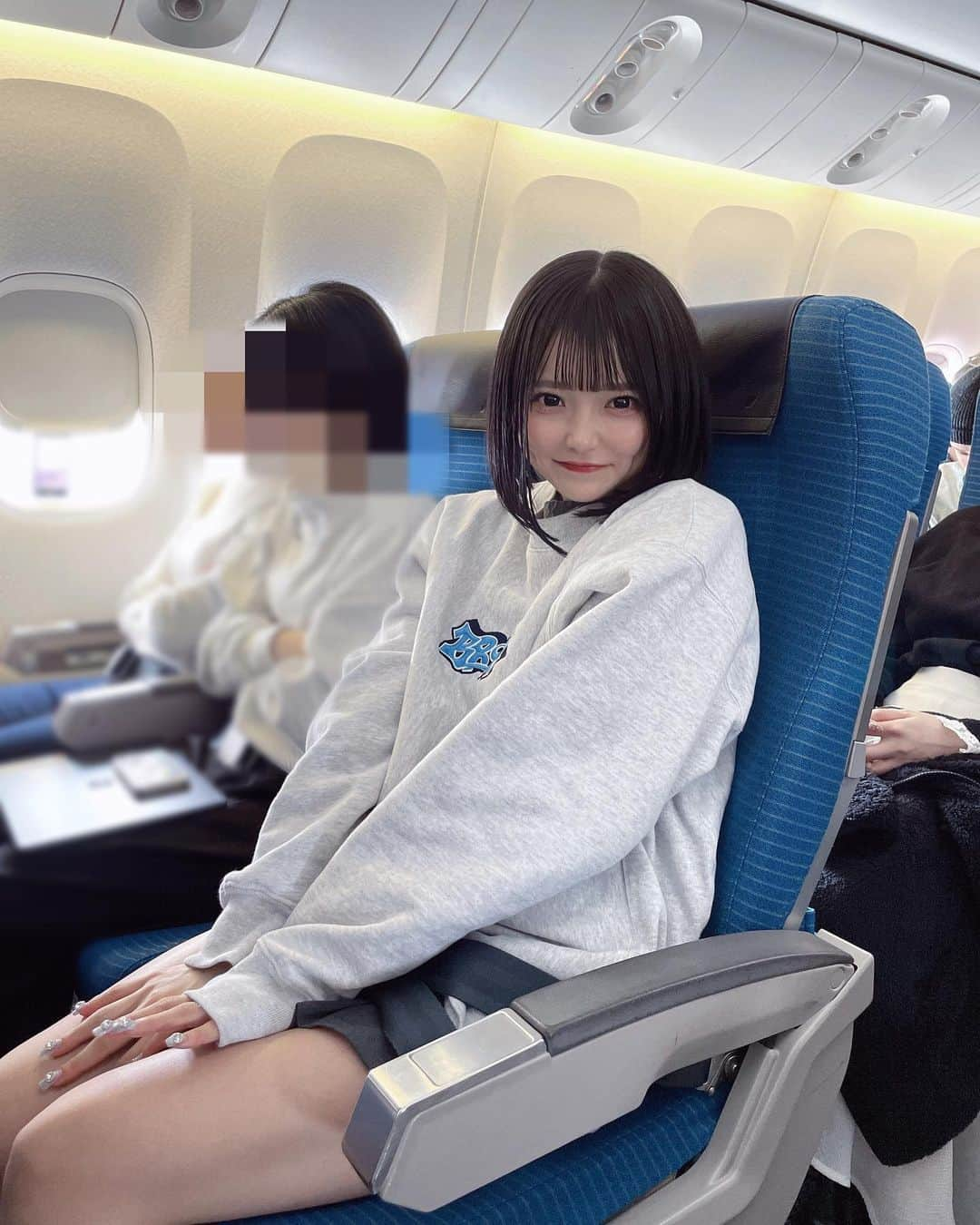 福山梨乃さんのインスタグラム写真 - (福山梨乃Instagram)「✈️✈️ . tops→ @whoswhogallery__  . 4月中旬の日帰り北海道です、、、いももちを沢山買って帰りました🐄🐄！！気合いで食べたラーメンおいしかったや、、、」5月26日 21時20分 - rinomaru_