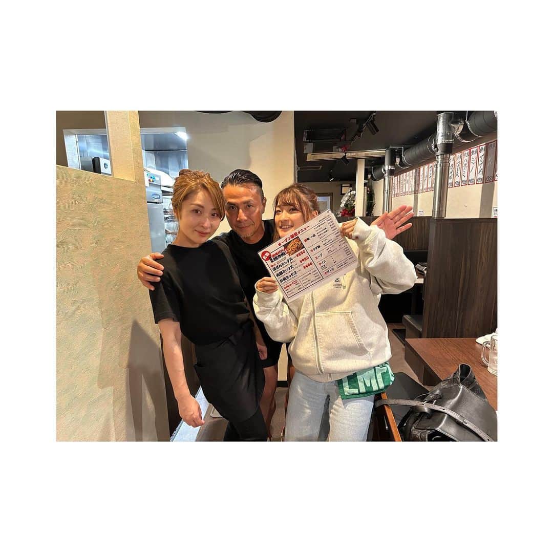 RENA（久保田玲奈）のインスタグラム：「年間スポンサードいただいているバルクライン（株）の 髙取社長が 名古屋市中村区にオープンされた 【味噌だれ焼肉　味ざん】さんに お邪魔させていただきました😆❤️  珍しい特製お味噌だれがとーっても美味しくて ぺろっと食べちゃいました🍖 サイドメニューも全部最高で大満足🤤  そしてなんとワンちゃんも入店可能という素敵すぎるお店で この日も可愛いワンちゃん達がたくさん来店してました🐶💓  また名古屋に行ってお店に寄らせていただきたいと思います！ 皆さんも是非！！  👉味噌だれ焼肉　味ざん https://mizan.owst.jp/  👉バルクライン（株） https://balquline.co.jp/」