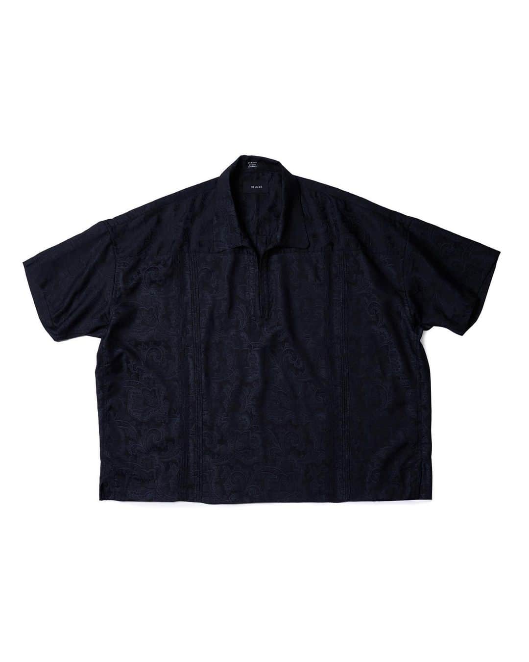 デラックスのインスタグラム：「DELUXE 2023Spring&Summer collection   COHIBA shirts BAROCK pants  Will be available on our website.  2023.05.27(sat)11:00am  #deluxe_jp」