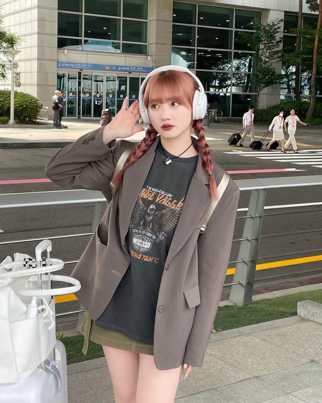 河﨑莉奈のインスタグラム：「한국 왔어용🇰🇷‼️  👕 @wego_zozo  @wego_official   #WEGO #ウィゴー #wegotee #wego_ootd #遊ぶ集まる動く #韓国旅行」