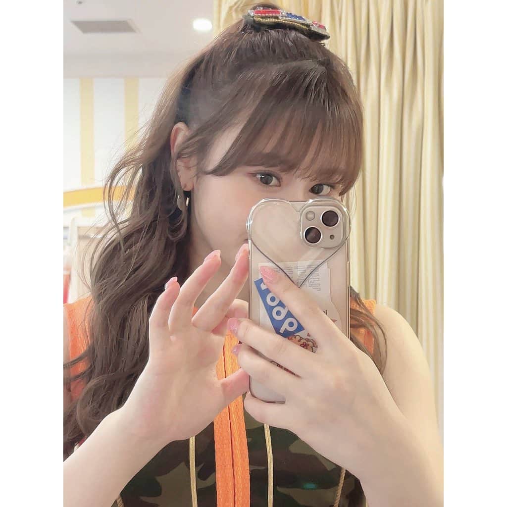 のインスタグラム：「* ハーフアップ似合わないと思ってたけど 意外と好評でまたやりたいな〜 が、 暑くていつもまとめがち👶🏻🎀  #ハーフアップ #ヘアアレンジ」
