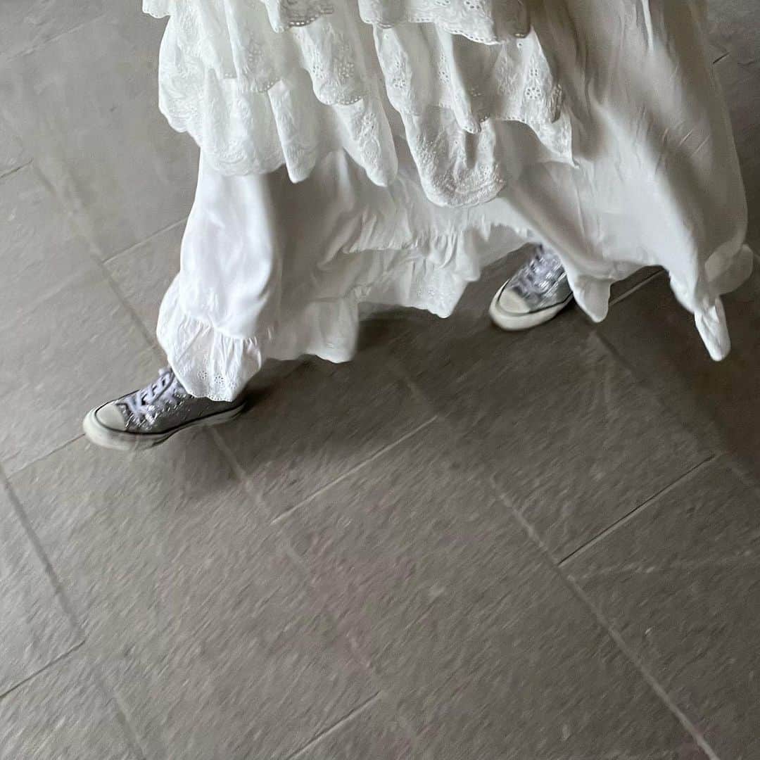 吉河唯さんのインスタグラム写真 - (吉河唯Instagram)「2代目 get ✌︎ ✔︎ irregular lace camisole onepiece @merryjenny_instagram   #merryjenny」5月26日 22時18分 - yui_yoshikawa