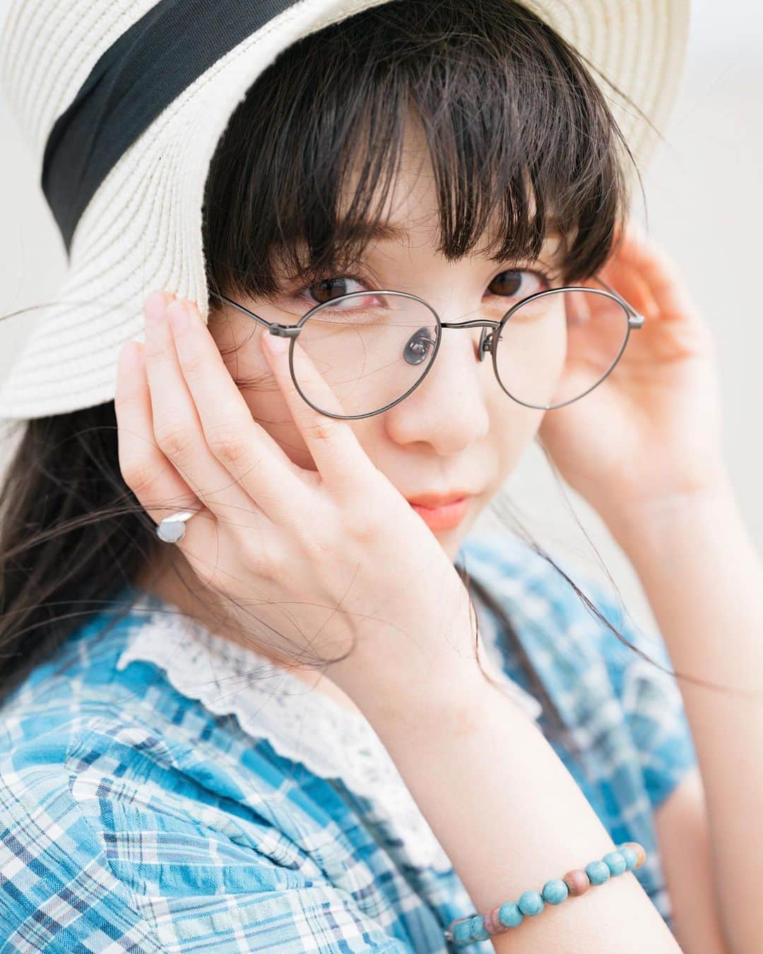 Yuma Takatsukiのインスタグラム：「. . . a day . . . . . . 今年も紫陽花は撮りたいので そろそろ紫陽花の計画立てたいところ。 ⁡行けたらいいな。 ⁡ それでは今日もお疲れさまでした！  Tokyo／Japan LUMIX S1R／LUMIX S 50mm F1.4 . ―――――――――――――――――――――――――― 関西を中心にフリーランスで活動しています。 Web広告、個人撮影、家族撮影、PR撮影など、 6月以降の撮影依頼募集中です。 ⁡ ⁡Yuma Takatsukiオリジナルプリセットも販売中です。 ⁡プロフィールのポートフォリオサイトからご覧下さい。  またフォトサークルITTOKOという活動をしています。 ⁡ハイライトに色んなイベントをまとめています。 ――――――――――――――――――――――――――」