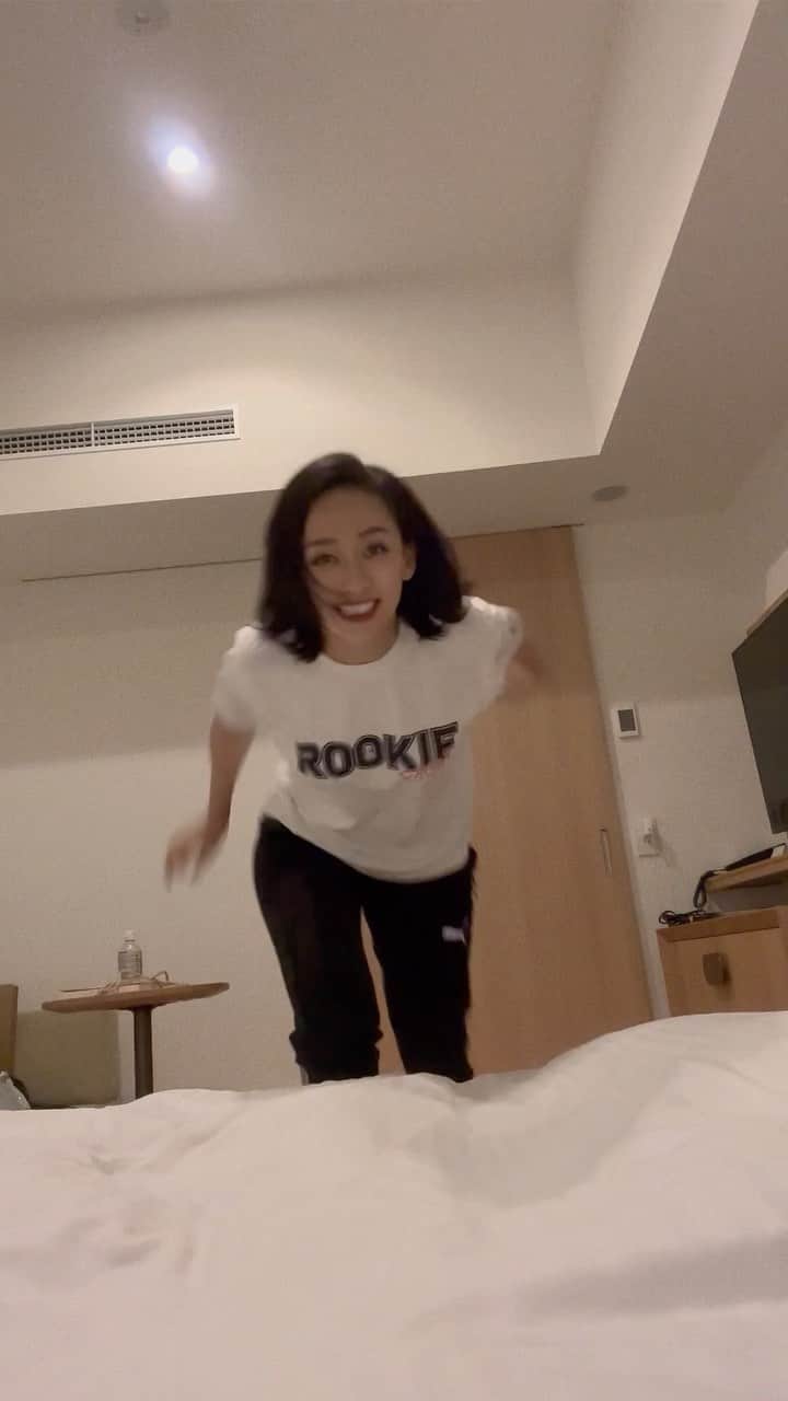 梨衣名のインスタグラム：「Good night!」