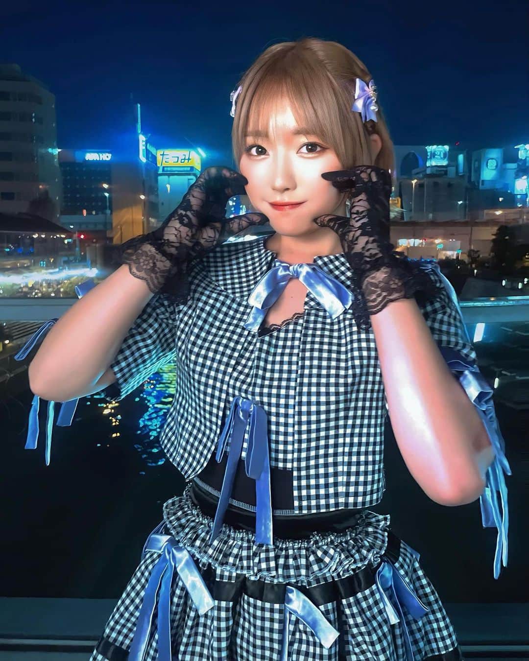 のインスタグラム：「・  本当は昨日の投稿であげたかったのに、 間違えて同じ画像上げちゃってゆくあてなくなった画像上げときます😂😂🤍笑  あ！あと7/1に大阪で踊ってみたライブに出ます✨ 是非気になる方は会いに来てね！  詳しくはストーリーかTwitterにてチェックお願いいたしますいたします👍🏻👍🏻  ・   #コンカフェ  #コンセプトカフェ  #コンカフェ嬢  #コンカフェキャスト  #アイドル  #グラビアアイドル #大阪  #ミナミ  #心斎橋  #東心斎橋  #日本橋  #宗右衛門町 #チャーミームーン  #charmymoon  #ちゃむ #踊ってみた #踊り手 #自撮り#自撮り界隈#自撮り女子」