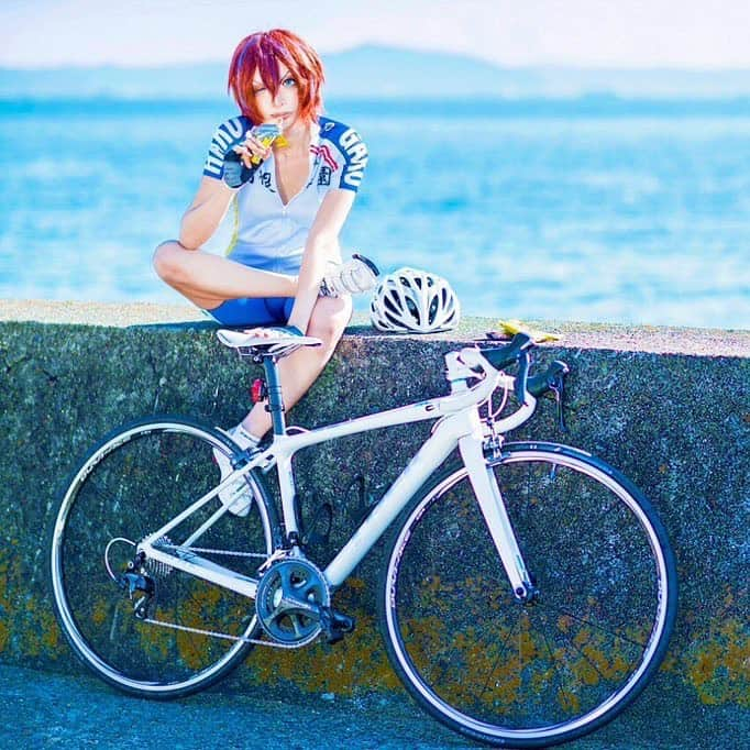 華密美琉さんのインスタグラム写真 - (華密美琉Instagram)「🚲  「　箱根の直線にさ… 　　鬼が出るってウワサ知ってるかい　」  コスプレ 🚲 弱虫ペダル 🚲 新開 隼人  🚲  #弱虫ペダル  #弱ペダ  #弱ペダコスプレ  #弱虫ペダルコスプレ  #弱虫ペダル好きな人と繋がりたい  #弱虫ペダル好き  #yowamushi_pedal  #yowamushipedalcosplay  #yowamushipedal  #ywpd  #yowapeda  #yowamushipedalcosplayer  #hayatoshinkai  #shinkaihayato  #新開隼人  #新開  #コスプレ女子  #男装  #男装女子  #コスプレメイク  #コスプレ #cosplay #코스프레 #角色扮演  #cosplayer  #cosplayphoto  #cycling  #model  #cyclinglife  #roadbikes」5月26日 22時43分 - chamomile_chami