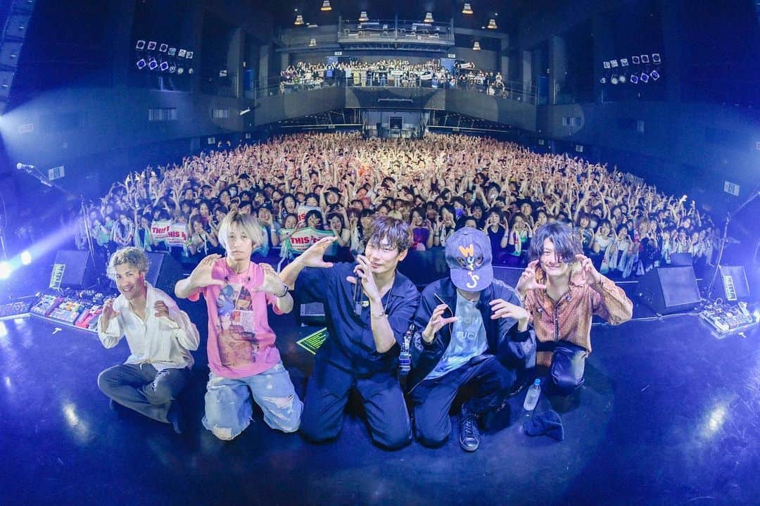 [ALEXANDROS]のインスタグラム