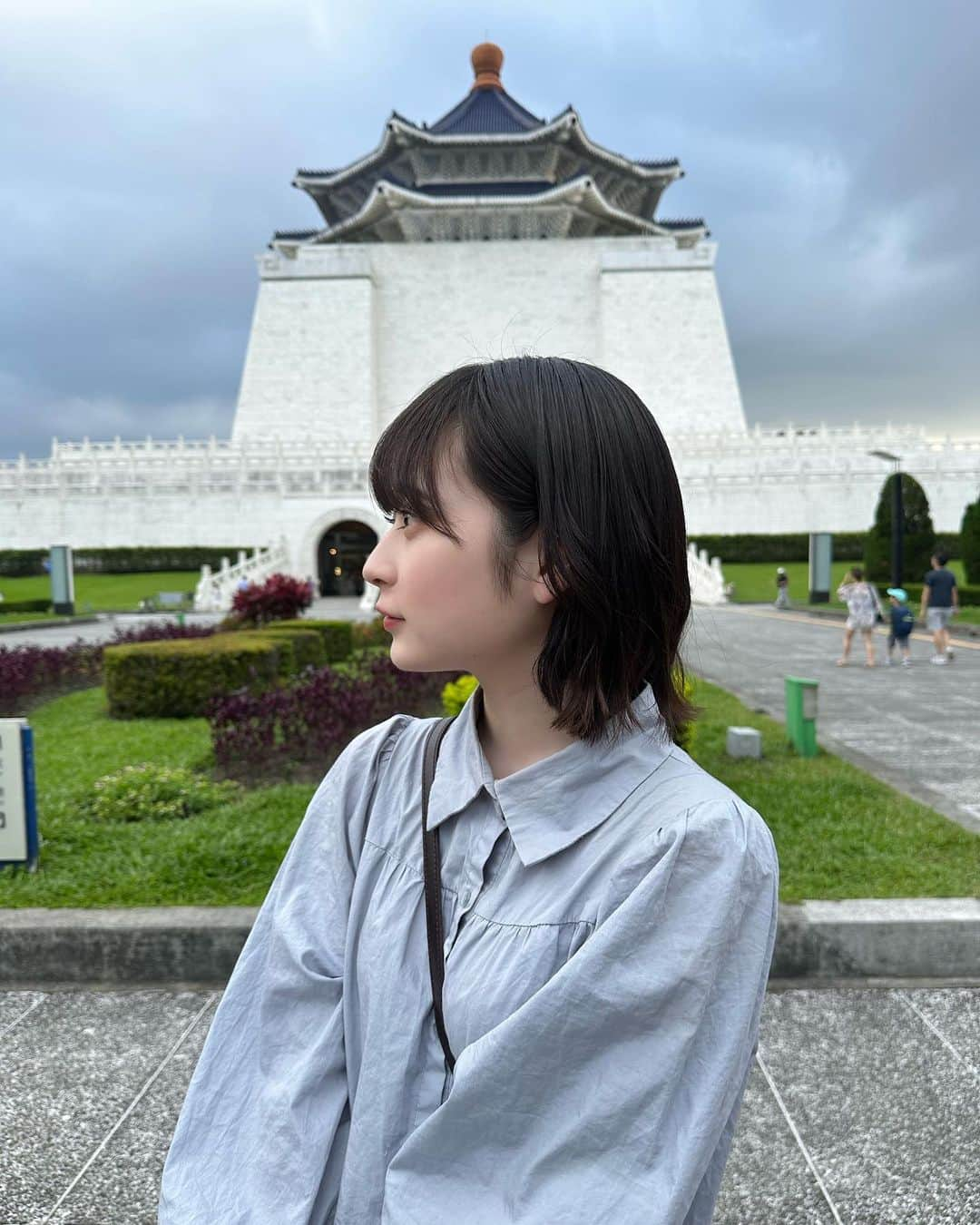 比嘉ゆめのさんのインスタグラム写真 - (比嘉ゆめのInstagram)「今日から台湾に来ました！🇹🇼  明日からグループ初めての台湾でのライブです！ いっぱい成長してかえる！✨  #台湾 #台湾観光 #台湾 #中正紀念堂」5月26日 23時44分 - yumemiruno