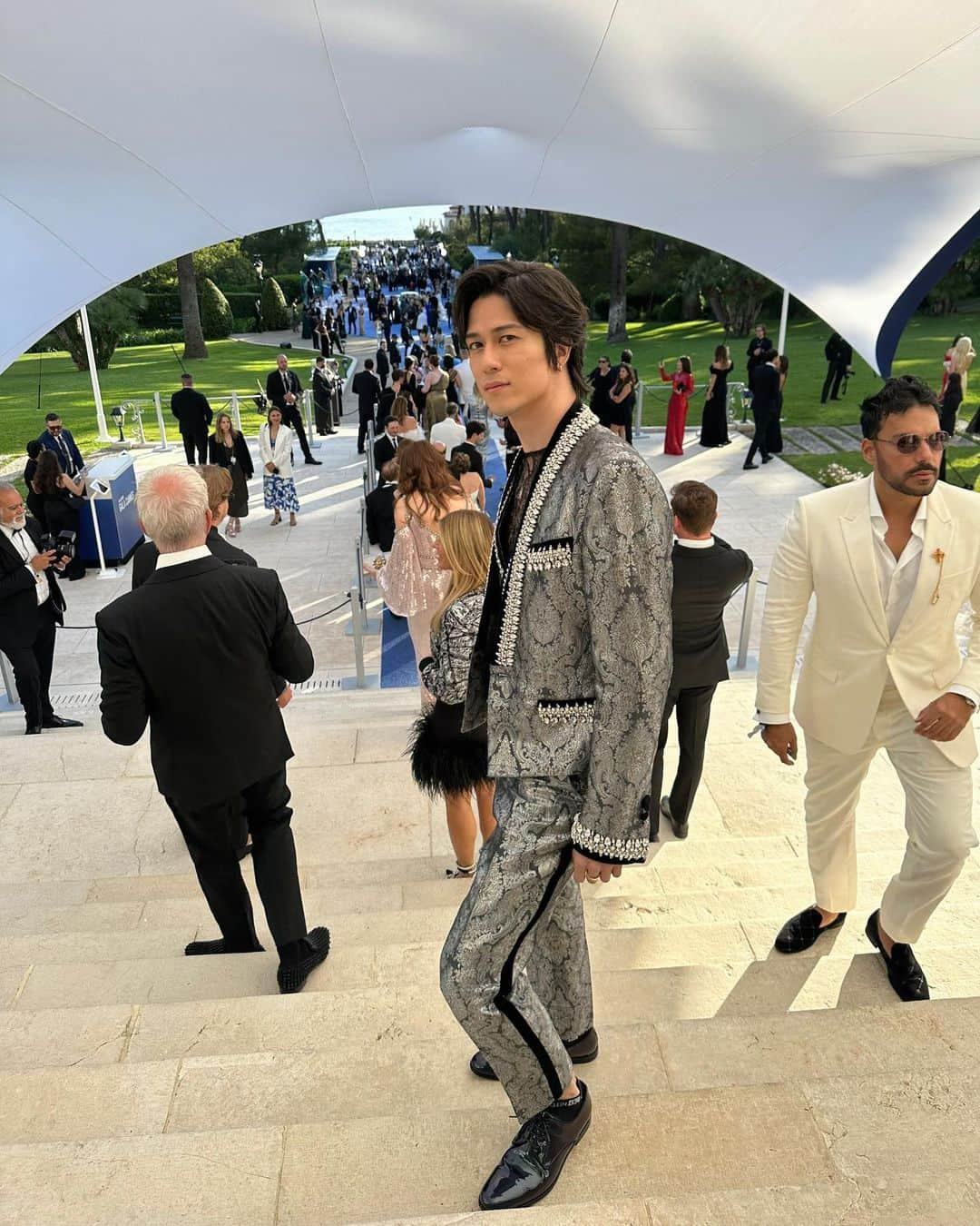 髙石リエムさんのインスタグラム写真 - (髙石リエムInstagram)「Another one💎 Amfar🕊 thank you @chopard once again.  #chopard #amfar #amfarcannes  #dolcegabbana #cannes #gettyimages   Fit @dolcegabbana  📷 @gettyentertainment   @gettyimages」5月26日 23時44分 - liamt_p