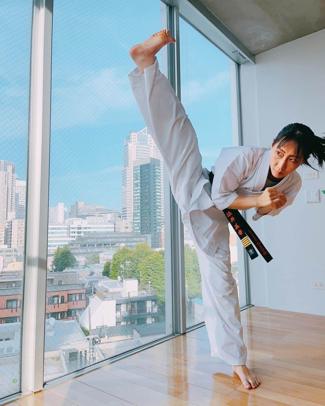 浜井美香のインスタグラム：「#kyokushin #karate #martialarts #kick #kumite #warrior #karatekid #kungfu #Киокушин  #каратэ #空手 #تمرين  #japan」