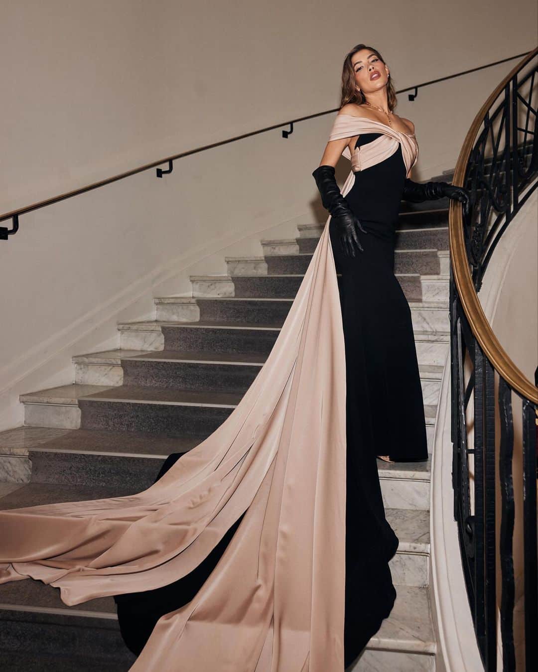 Pronoviasさんのインスタグラム写真 - (PronoviasInstagram)「Still dreaming about this moment ✨ Cannes Film Festival 76th Edition #cannesfilmfestival #cannes」5月26日 23時59分 - pronovias