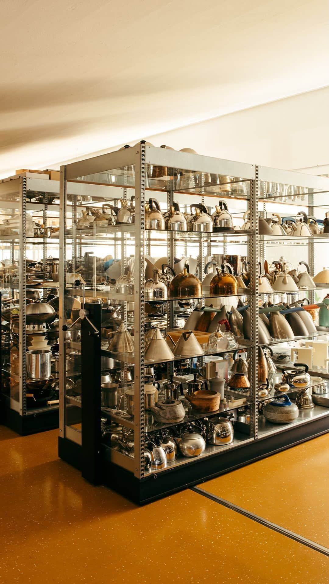のインスタグラム：「We are proud to celebrate the 25th anniversary of the Alessi Museum, whose mission is to safeguard, exhibit, and enhance the cultural significance of items, designs, images, and materials that embody our centennial history and research.  #AlessiMuseum #TwentyfifthAnniversary  Made to measure for Alessi by Giacomo Giannini Music by Marcello Del Monaco」