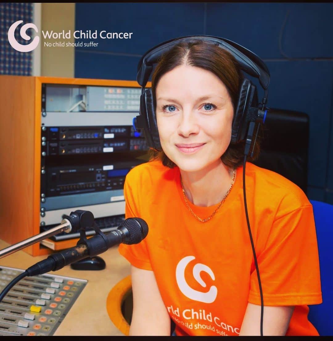 カトリナ･バルフのインスタグラム：「World Child Cancer is pleased to announce that on Sunday 4th June, we will be launching an appeal on BBC Radio 4. By delivering the message of World Child Cancer to a wider audience, we hope that more people will recognise the importance of reducing the global cancer care gap and help us in achieving our goal.   I will be sharing Cynthia's story, one of the children that World Child Cancer has supported, and my experience of working with World Child Cancer. In 2016 I accompanied World Child Cancer to Ghana to meet the team there and see first-hand what they do. After witnessing the bravery of the children in Korle-Bu Teaching Hospital, I clearly saw the disparity in diagnosis and treatment between high-income countries like the UK and countries such as Ghana.  Please tune in to Radio 4 on Sunday 4th June to show your support.  @wchildcancer @bbcradio4」