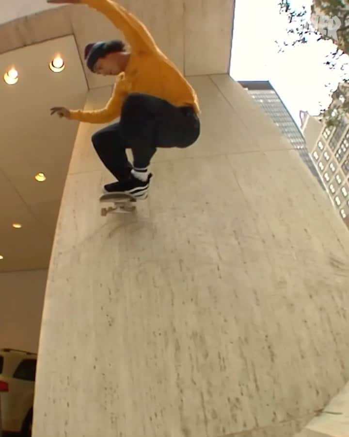 スラッシャーのインスタグラム：「🔨 @tannervanvark’s ‘3 Seasons’ ROUGH CUT is playing on our YouTube channel 📺」