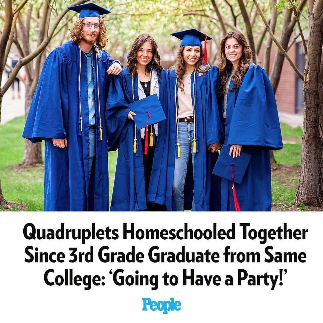 People Magazineさんのインスタグラム写真 - (People MagazineInstagram)「It's four times the celebrations! 🎓 Rachael, Abigail, Julia and Luke Molnar have been learning side-by-side since they began homeschooling in 3rd grade — and they just graduated together from Metropolitan State University of Denver. They loved helping each other learn and working at their own pace through those years, they share. ❤️  "The biggest thing is having a family that supports you and somebody that's behind you to cheer each other on, it's been the most amazing thing … it makes everything so much better!" says Abigail. Read their story at the link in our bio. | 📷: Alyson McClaran/MSU Denver, Courtesy Molnar Family」5月27日 1時33分 - people