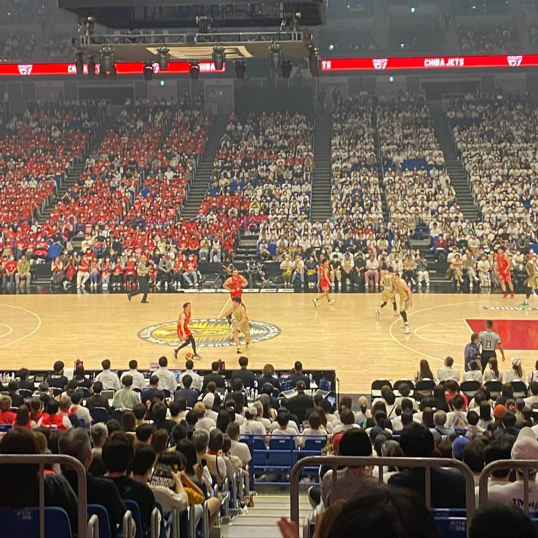 古田敦也さんのインスタグラム写真 - (古田敦也Instagram)「Bリーグ　ファイナル 千葉ジェッツ対琉球ゴールデンキングス  盛り上がってます。」5月27日 12時55分 - atsuyafuruta