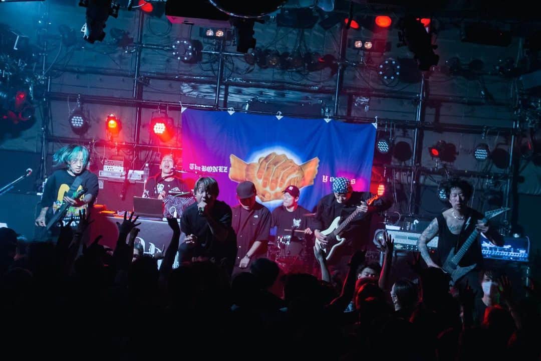 山嵐さんのインスタグラム写真 - (山嵐Instagram)「【埼玉⚡️】 ☠️The BONEZ 10th Anniversary Tour "47 AREAS”🔥  ■5/26(金) HEAVEN'S ROCK さいたま新都心VJ-3  BONERの皆様、YAMAR（？）の皆様、ありがとうございました🦔  ▶︎▶︎NEXT LIVE▶︎▶︎ 🦇DEAD POP FESTiVAL 2023 - 解 -😈 https://deadpopfest.com/  #thebonez10 #骨から気合い #山嵐」5月27日 13時02分 - yamaarashi07