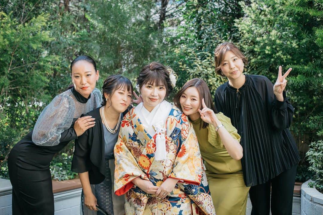アニヴェルセル 大阪 公式のインスタグラム：「*  デザートビュッフェ🍨  おふたりからゲストへ あま〜いおもてなし♪ この時間は写真も撮れて 思い出をたくさん残せます！  @anniversaire_official  @anniversaire_osaka   #結婚式 #ウェディング #アニヴェルセル #アニヴェルセル大阪 #大阪結婚式場 #大阪結婚式 #なんば結婚式 #なんば結婚式場  #プレ花嫁 #アニ嫁 #2023花嫁 #2024花嫁 #式場見学 #式場探し #ブライダルフェア #フォトウェディング #ウエディングフォト #大聖堂 #大聖堂ウェディング」