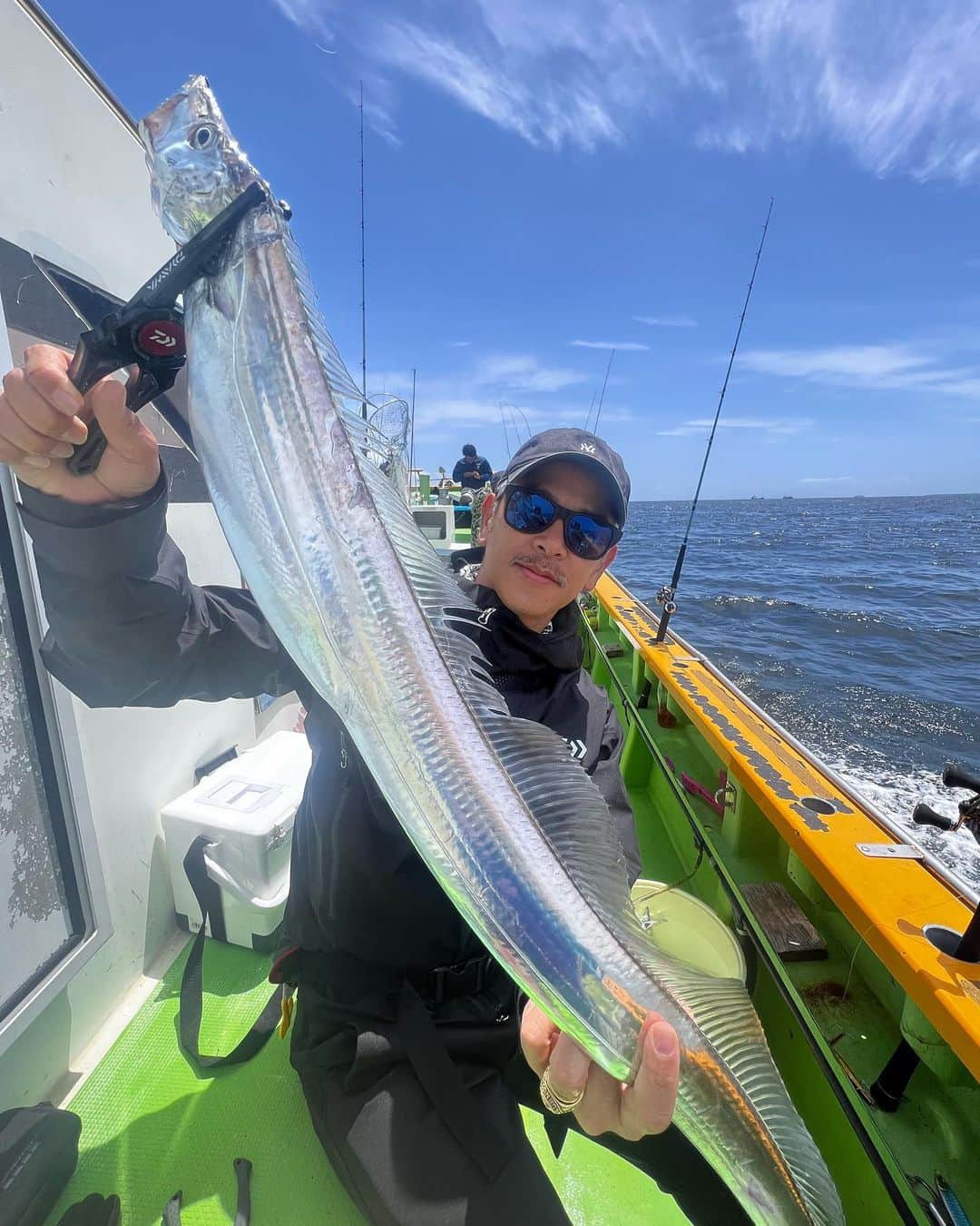 佐々木洋平のインスタグラム：「太刀魚ジギング🎣  #太刀魚  #fishing  #ジギング  #fishinglife」