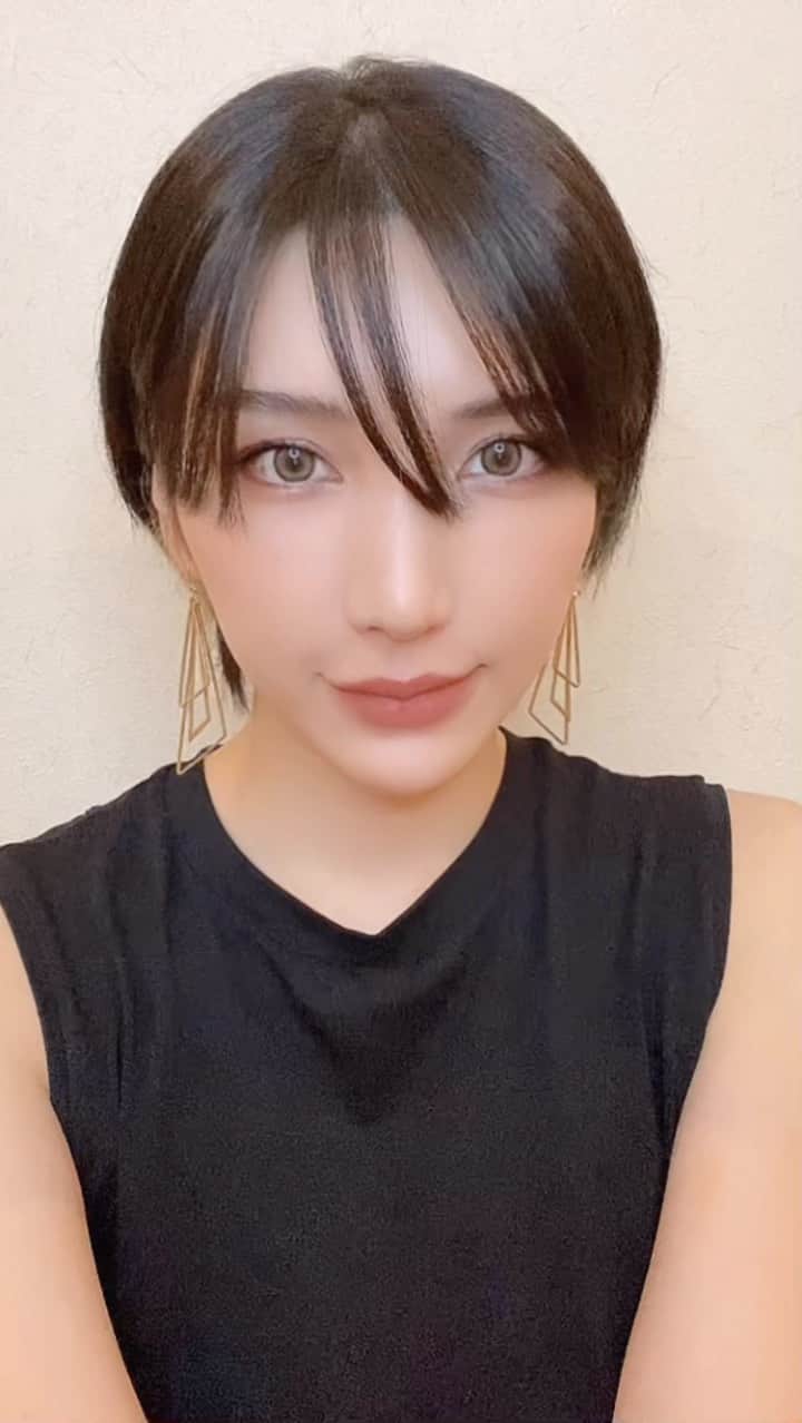 のインスタグラム：「#載せたっけな動画  ガチ恋距離どうぞ〜🥰」