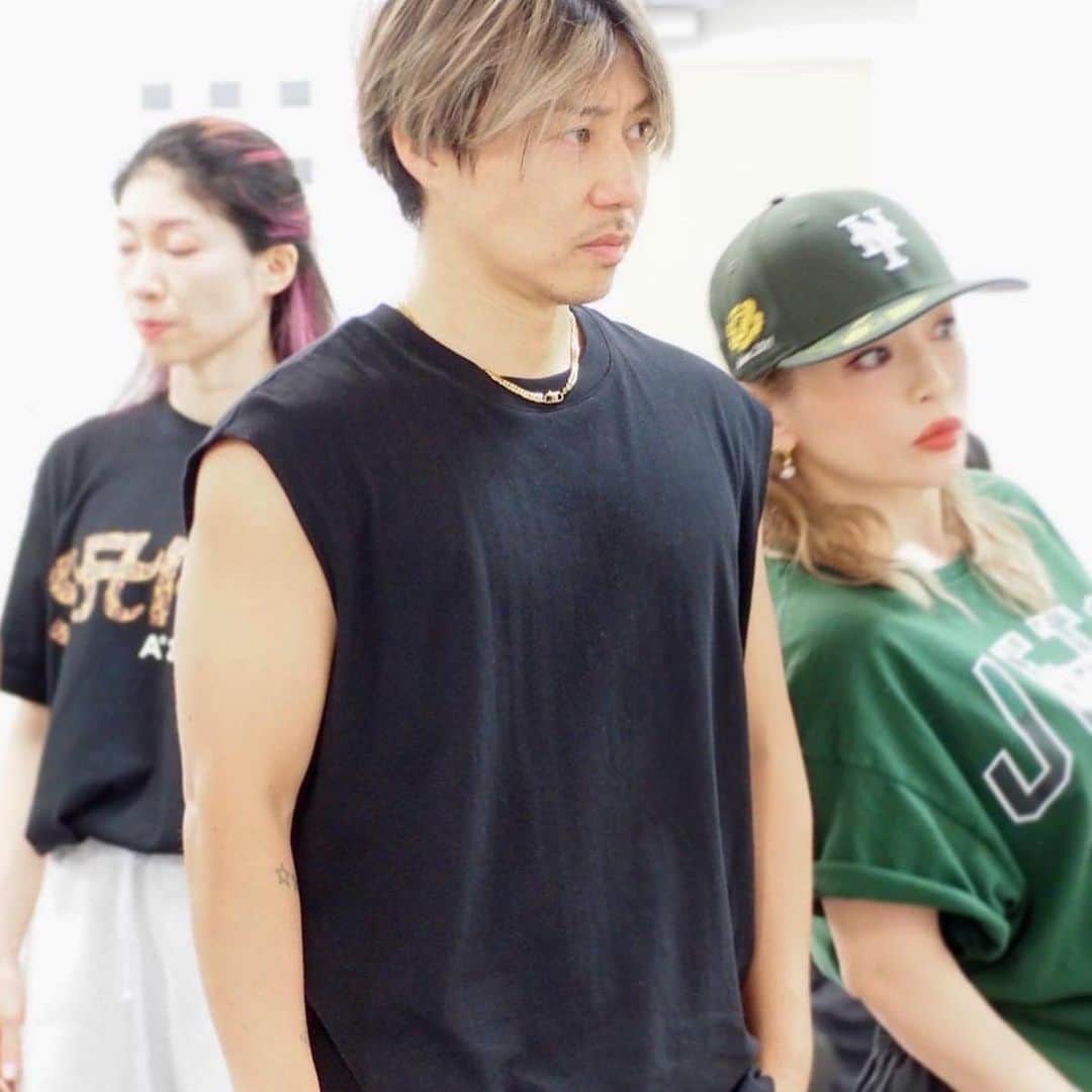 浜崎あゆみさんのインスタグラム写真 - (浜崎あゆみInstagram)「瞬きしてる間に過ぎて行った2nd week of rehearsals😳💦  来週はテレビ収録もあるから落ち着かないと🙃  #ayu47都道府県tour  #ayu25thanniversary  #最後の拳は #誰が書いたでしょうか  #TAなら正解マスト #絵がうまいあの人」5月27日 10時38分 - a.you