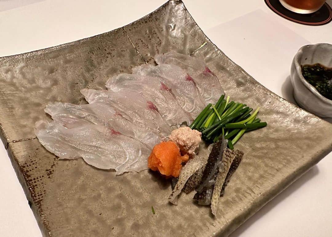 脇あかりさんのインスタグラム写真 - (脇あかりInstagram)「@shinzusi_beppu  お寿司食べたくなったら🥺 駆け付ける別府の新鮨しさん♡♡♡ 美味しくて幸せな時間🥹  #別府　#お寿司　#beppu #別府観光　#別府グルメ #別府市 #おんせん県おおいた」5月27日 11時12分 - akari_waki_official