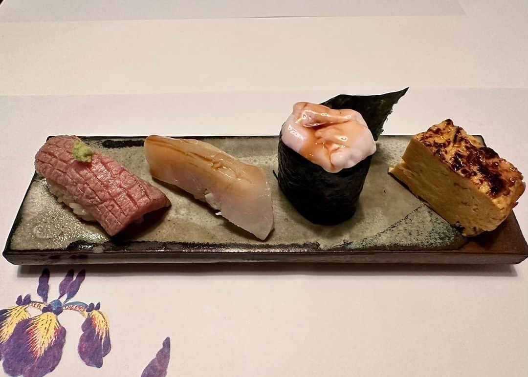 脇あかりさんのインスタグラム写真 - (脇あかりInstagram)「@shinzusi_beppu  お寿司食べたくなったら🥺 駆け付ける別府の新鮨しさん♡♡♡ 美味しくて幸せな時間🥹  #別府　#お寿司　#beppu #別府観光　#別府グルメ #別府市 #おんせん県おおいた」5月27日 11時12分 - akari_waki_official