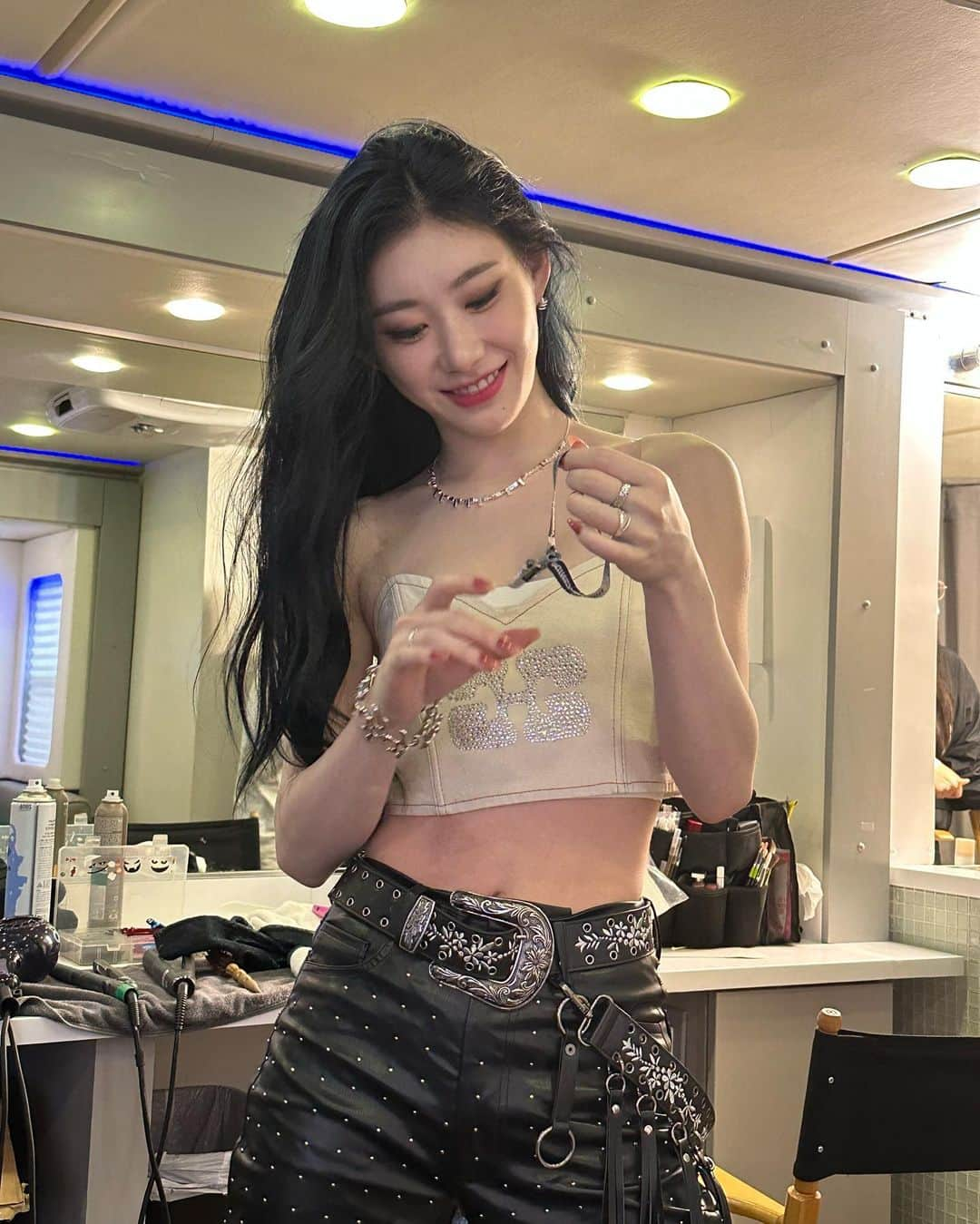 ITZYさんのインスタグラム写真 - (ITZYInstagram)「HITC🦋」5月27日 11時28分 - itzy.all.in.us