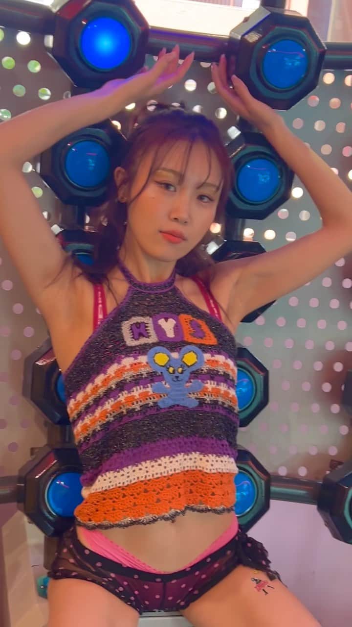 CYBERJAPAN Staffのインスタグラム：「“Let’s開運”の合言葉でZ世代のファッションキッズに絶大な人気を誇るフォーチュンテラーのGAKUさんによる12星座別占いWEEKLY KAIUN SCOPE by @hystericglamour_tokyo に @cjd_haruka がモデルとして登場！ https://store.hystericglamour.jp/feature/kaiunscope/kaiun20230523.html #hystericglamour」
