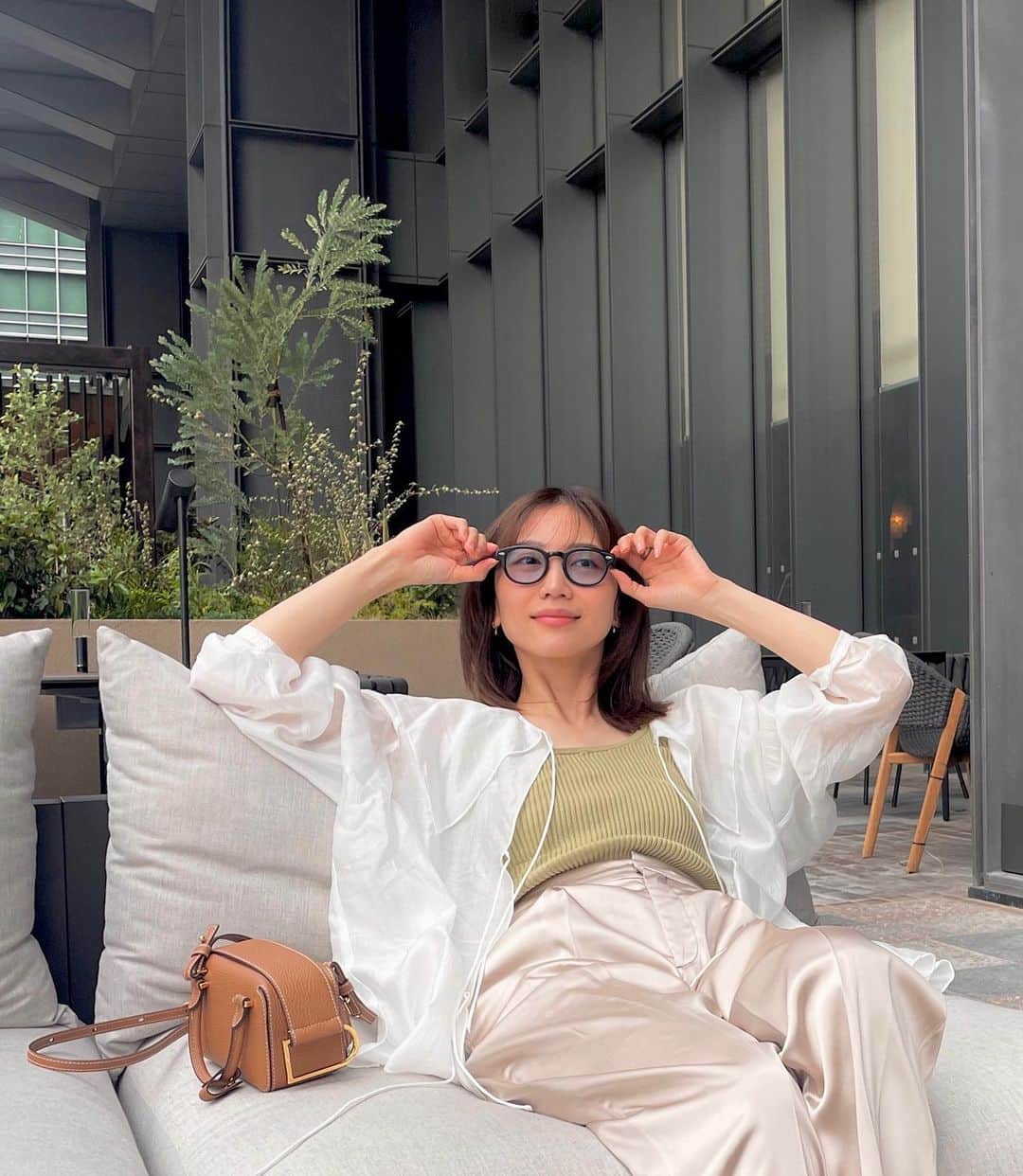 由架子 川野のインスタグラム：「しっくりくるものを遂に見つけた👓❤️  #moscotLEMTOSH #メガネ　@moscotnyc」
